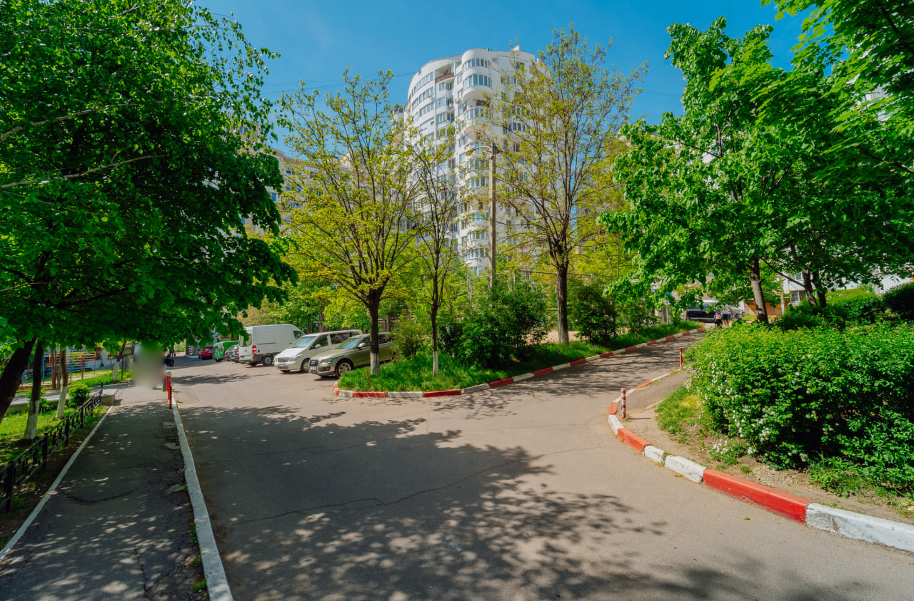 Chișinău Ciocana str. Ion Dumeniuc 22