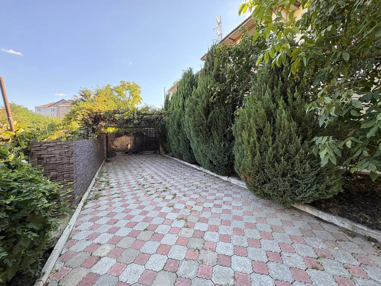 Chișinău Vatra str. Mihai Eminescu 21
