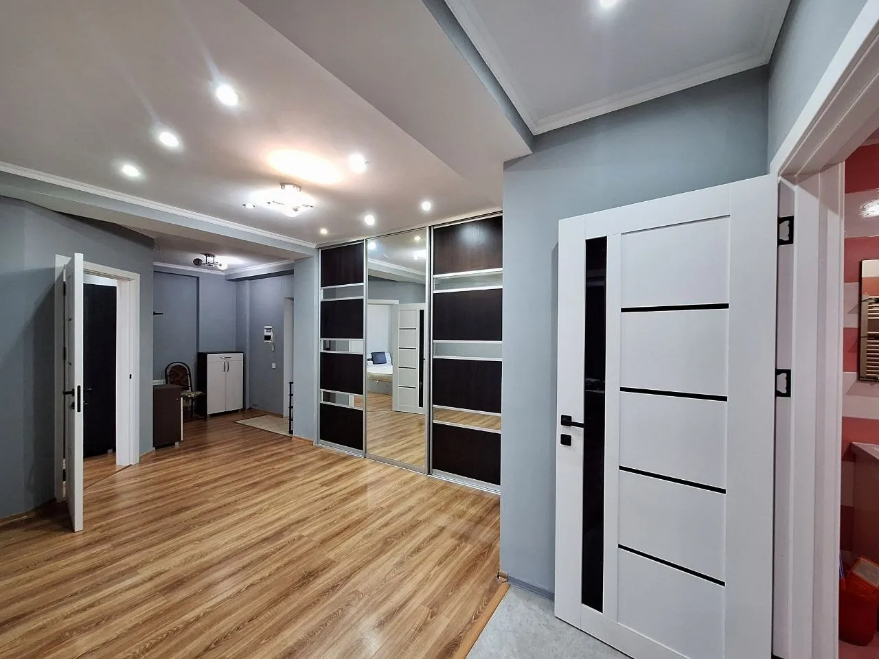 Chișinău Botanica str. Burebista 8