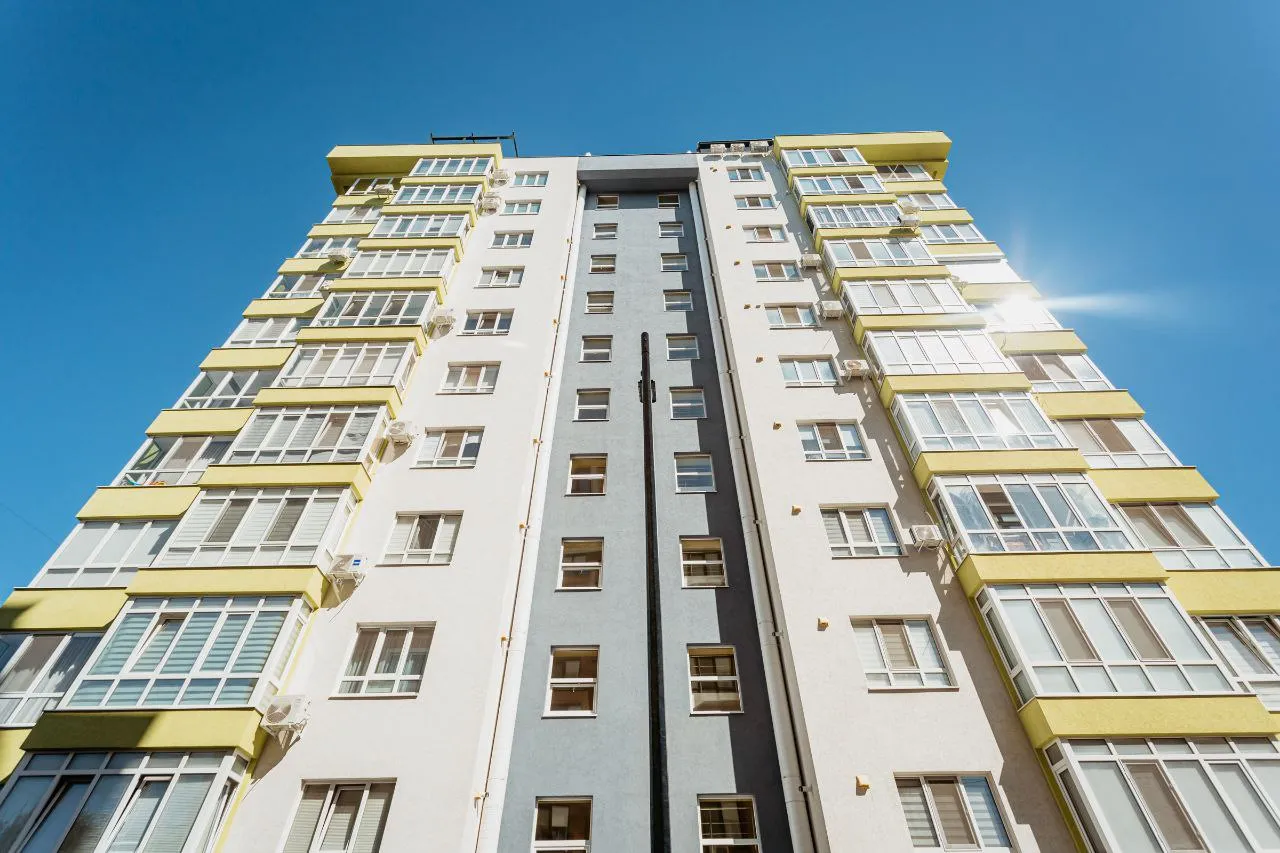 Chișinău Buiucani str. Liviu Deleanu 12