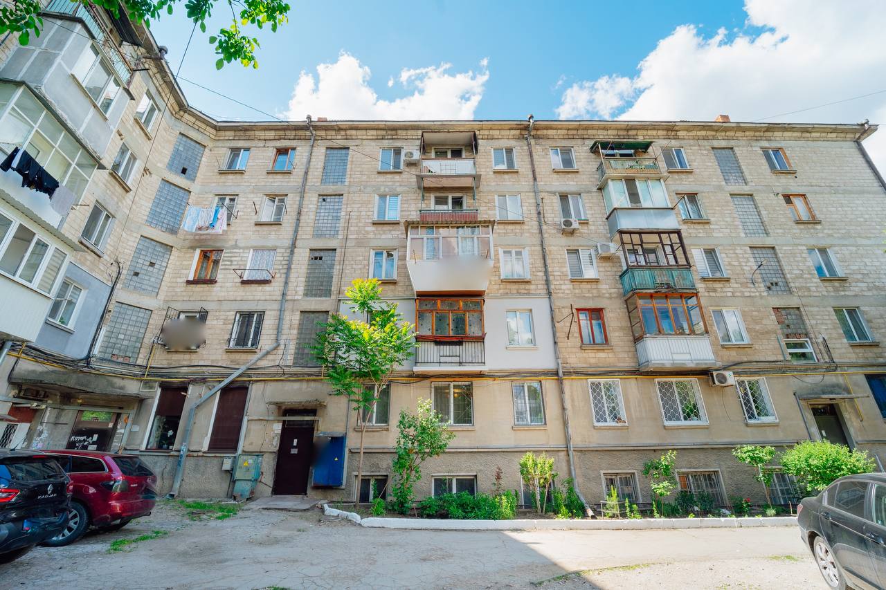 Chișinău Centru bd. Iuri Gagarin  11