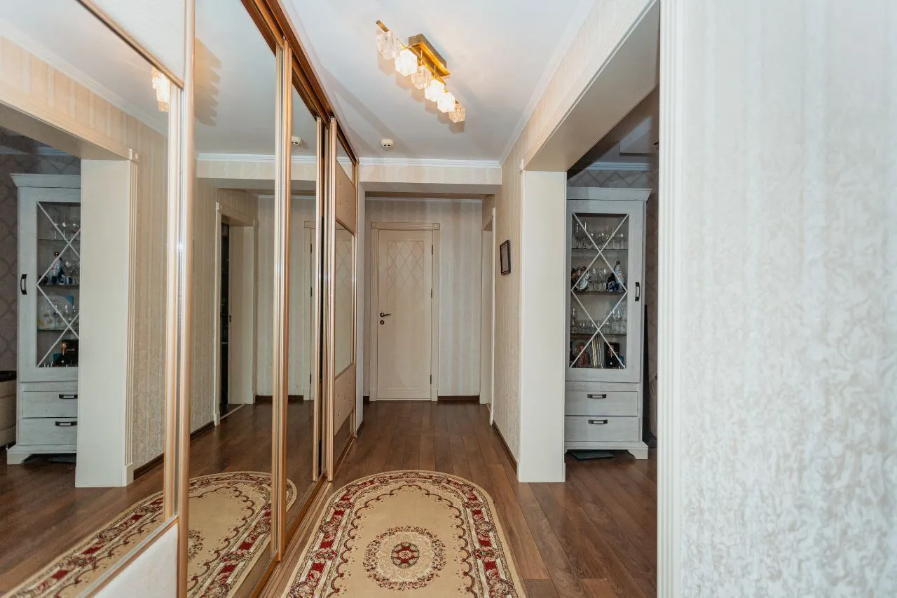 Кишинев Ботаника бул. Куза Водэ 12