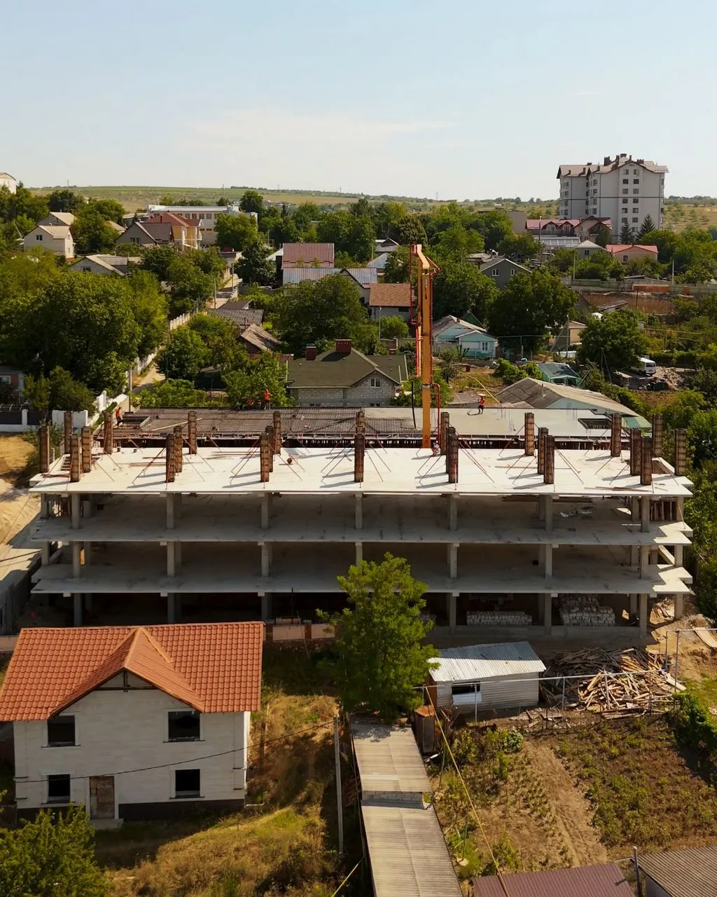 Ialoveni, Centru str. Grigore Vieru 10