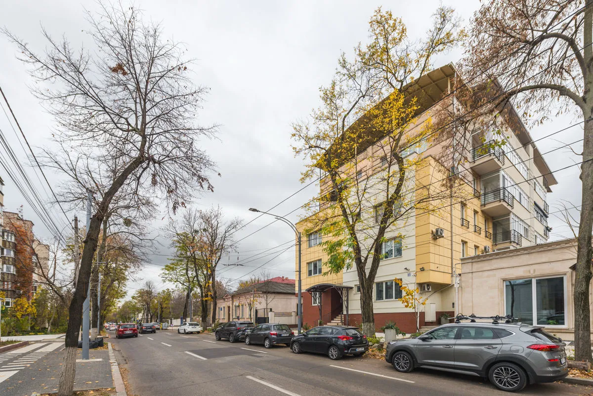 Chișinău Centru str. Mihail Kogălniceanu 9