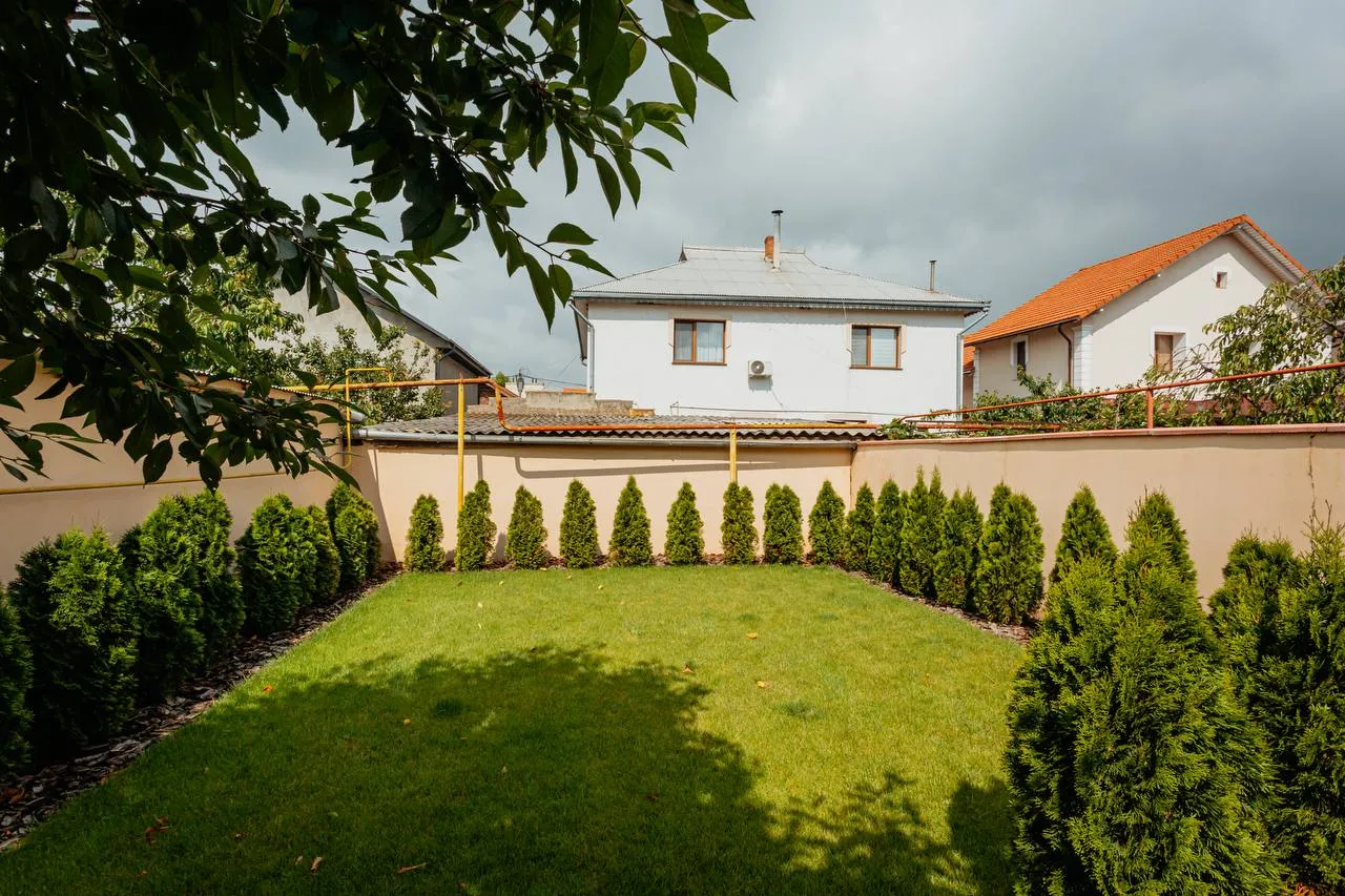 Chișinău Stăuceni str. Miorița 13