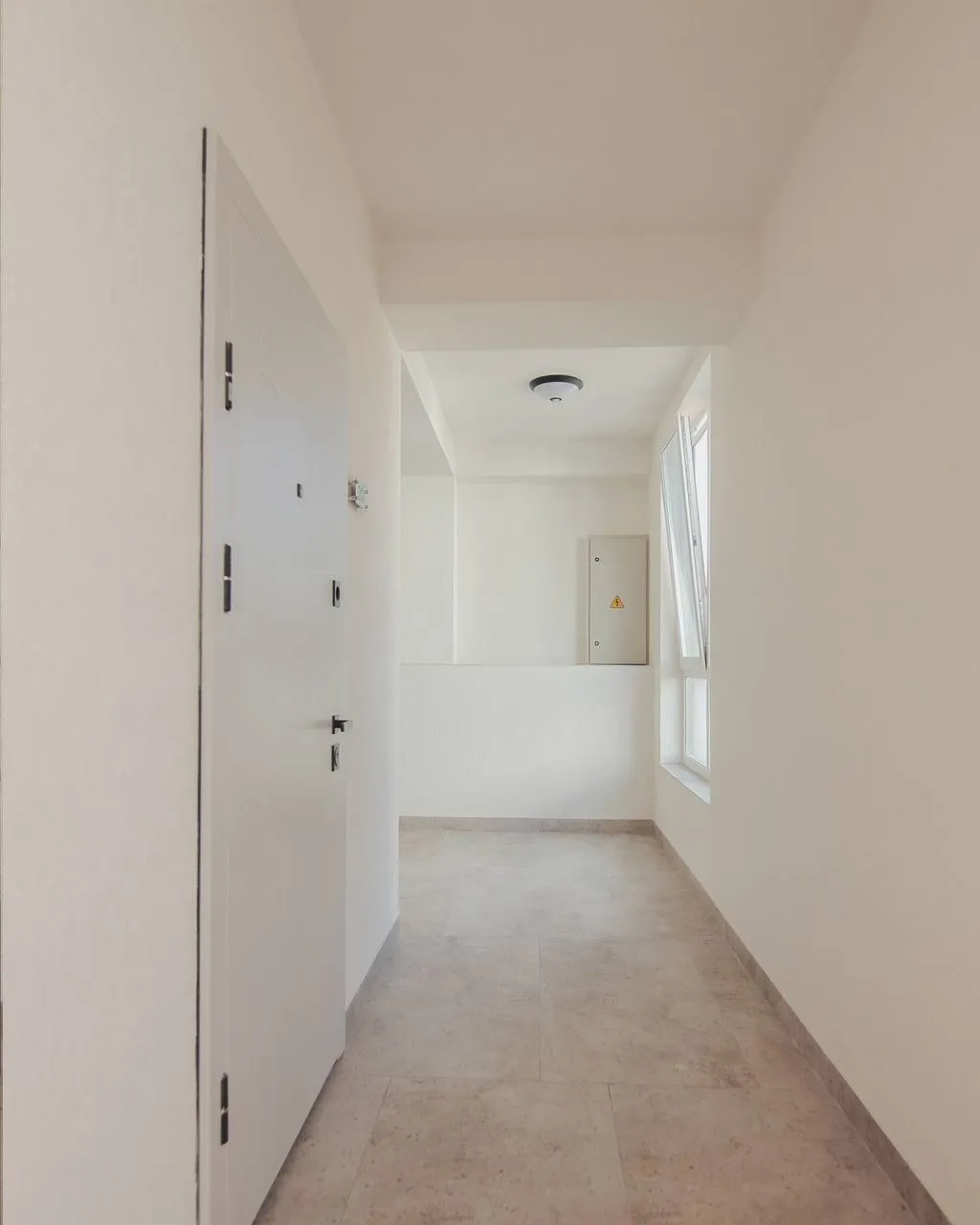 Ialoveni, Centru str. Grigore Vieru 6