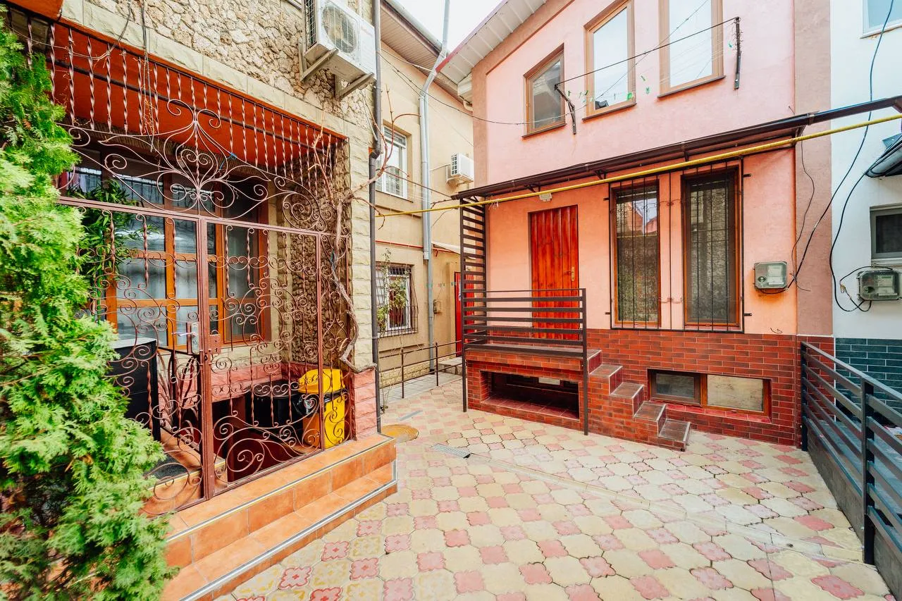 Кишинев Центр ул. Одесская 26